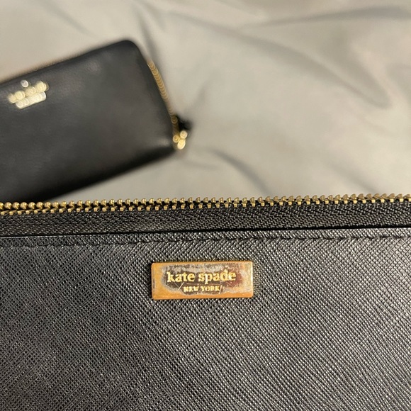 2 Kate Spade Wallets - Picture 5 of 8